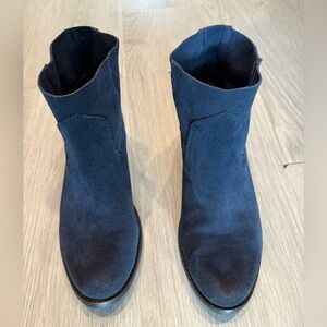 Dolce Vita Navy Ankle Boots